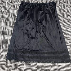 Vintage Black Satin Lace Skirt | XL